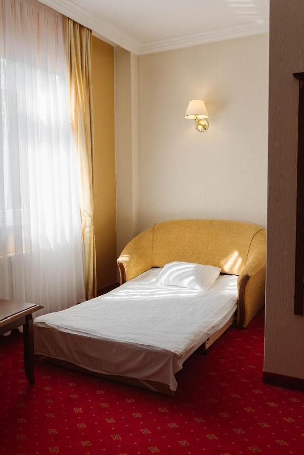Hotel Jakub Sobieski Olawa Exterior photo